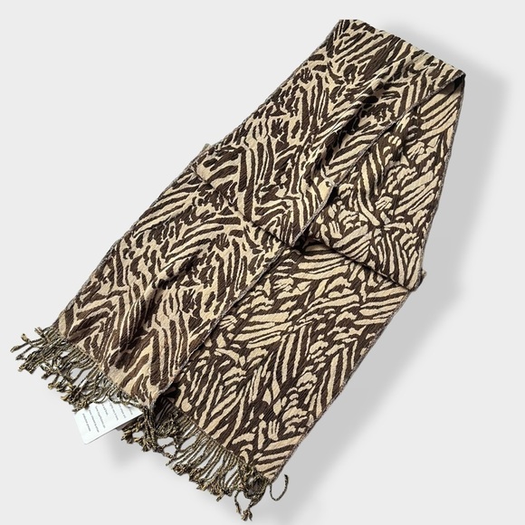 Tolani Vintage Animal Print Scarf Fringe Brown Tan 74x9 - Picture 3 of 9